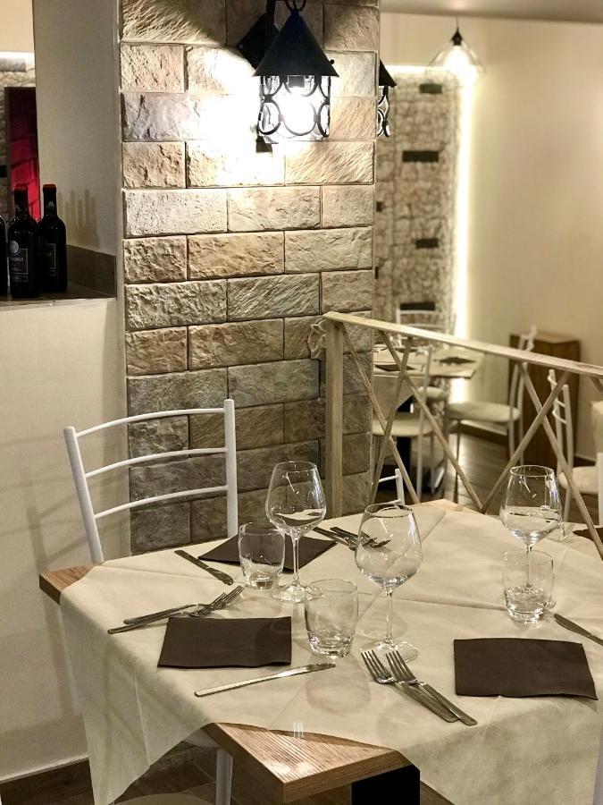 Lo Sciatore Hotel & Restaurant Camigliatello Silano Exterior foto